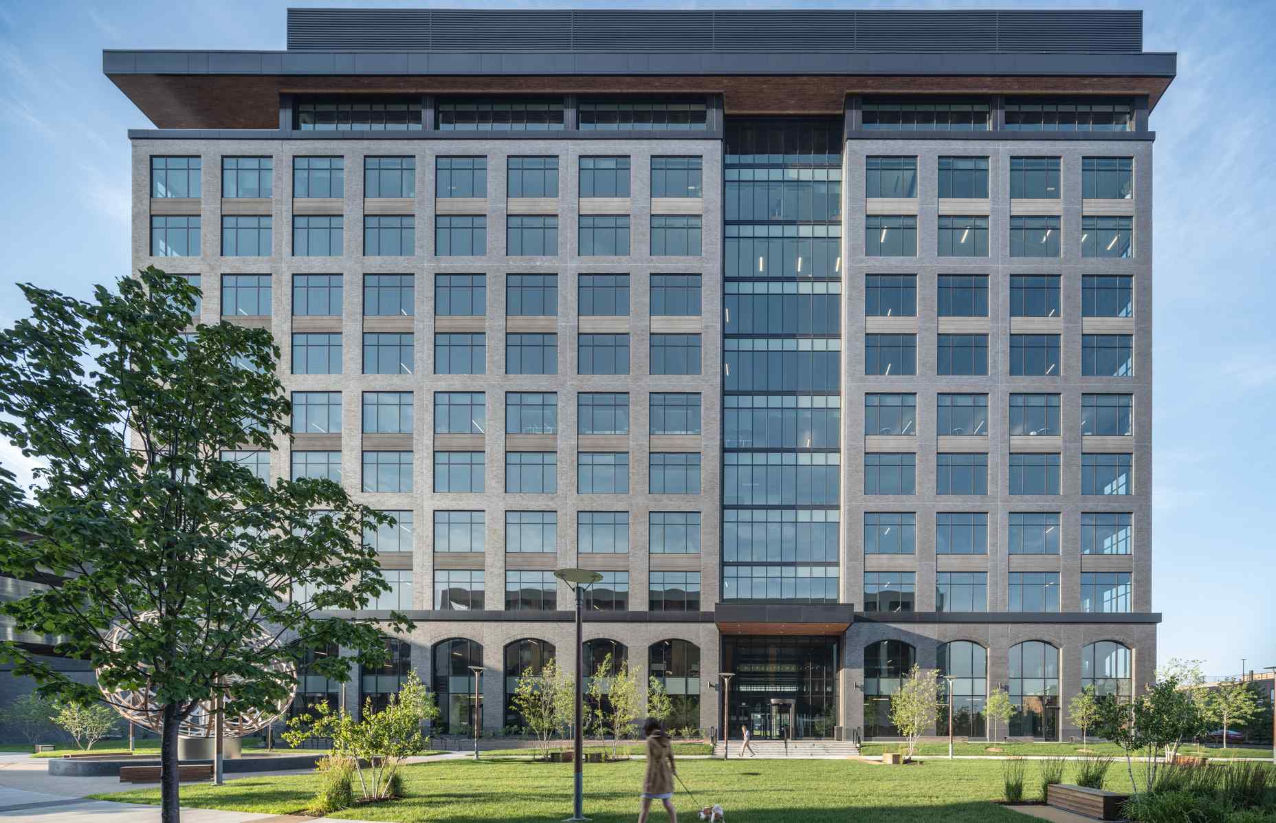 exterior of 10 west end