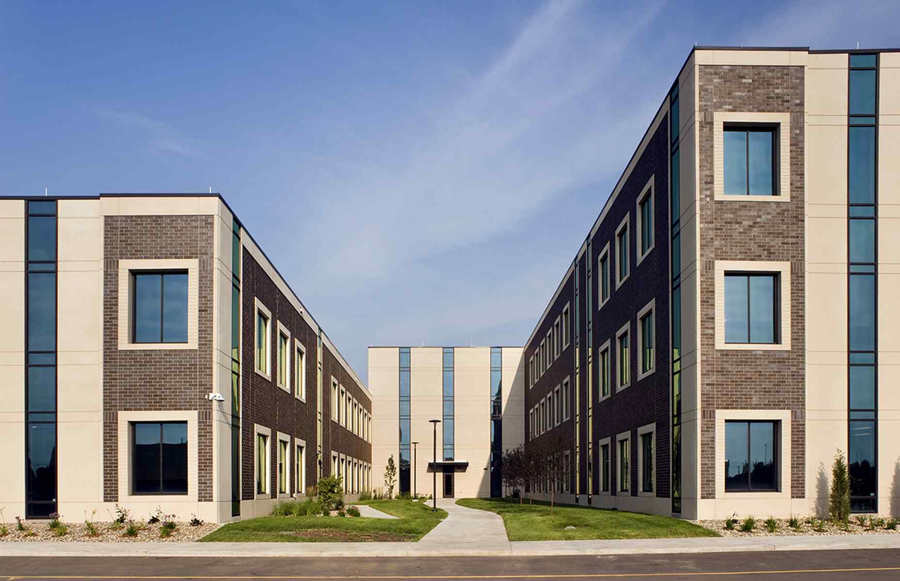 close up of back of one stop sioux falls