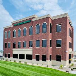 Premier-Bank_Exterior-Side_01