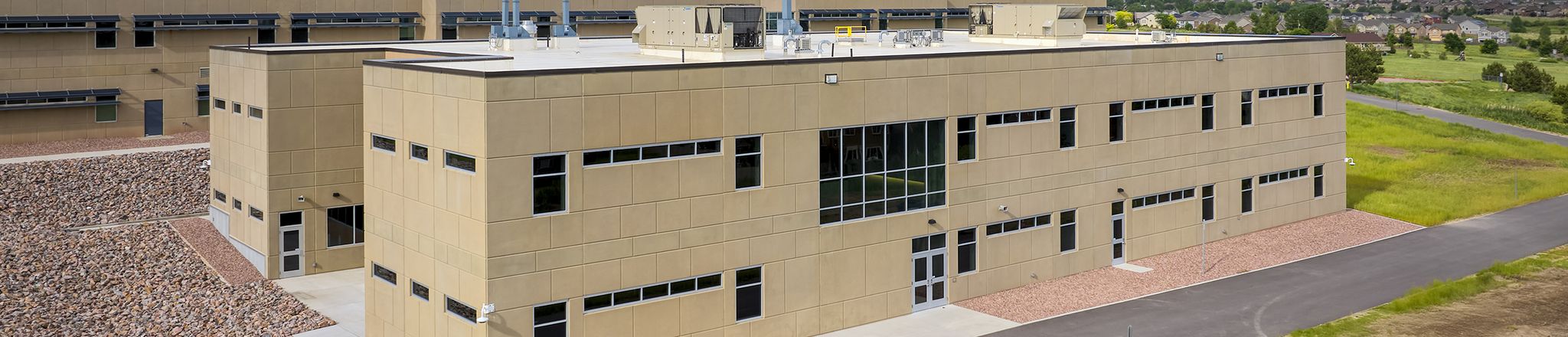 exterior of vista ridge high school