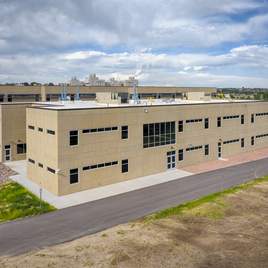 Vista_Ridge_High_School_Exterior-Side_MR