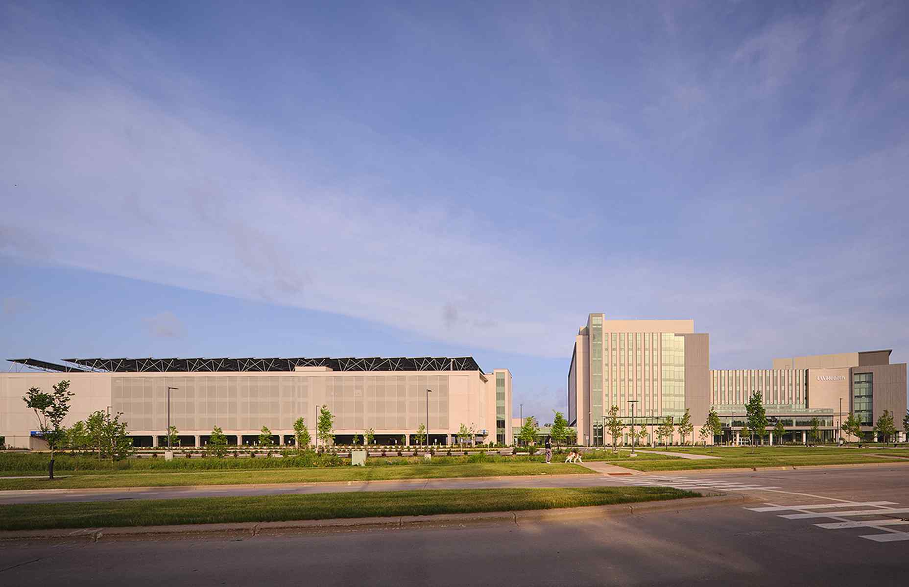 exterior full wide view uw health