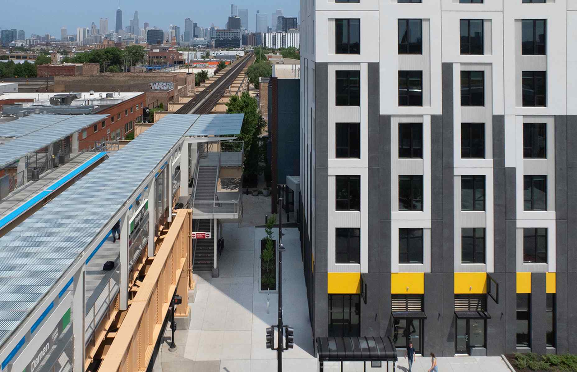 westhaven park chicago total precast apartments corner by train tracks