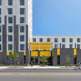 _color_corrected_Westhaven-Park-IID_Chicago-IL_Wide-Entrance_MR